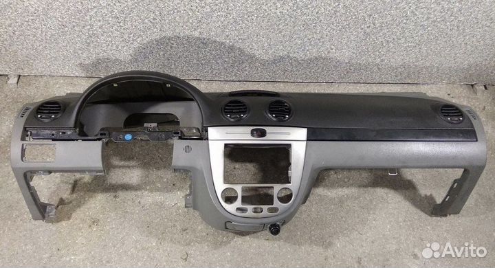 Торпеда Шевроле Лачетти седан оригинал