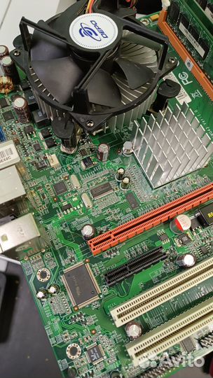 Материнская плата сокет 775