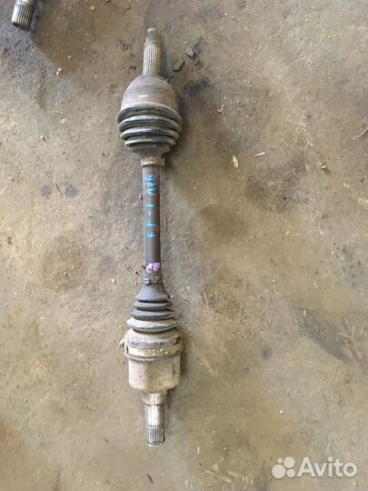 Полуось (привод) передний левый (Ford Focus)