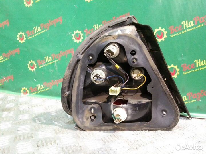 Фонарь задний правый Hyundai Sonata 2 Y3 1.8