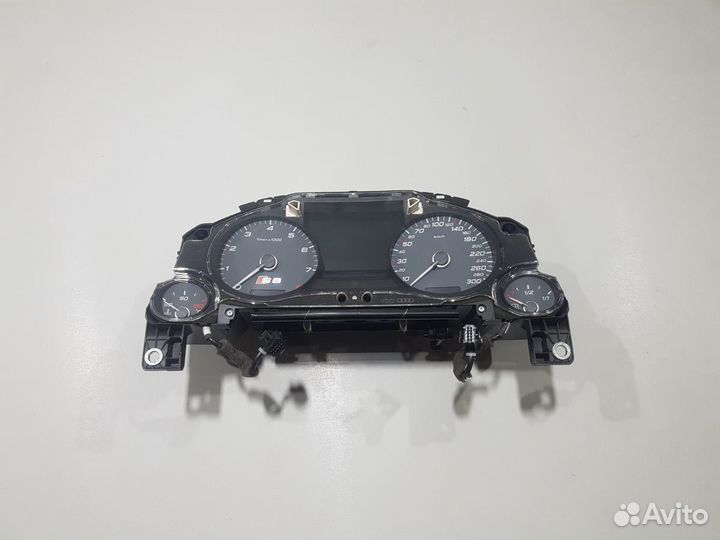 Приборная панель S8 рест2 audi s8 ауди с8