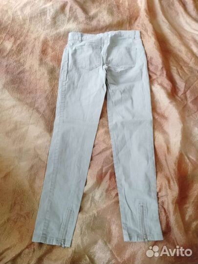 Брюки для девочки 10-11 лет