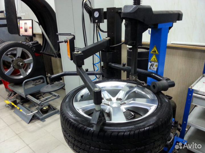 Легковой шиномонтаж