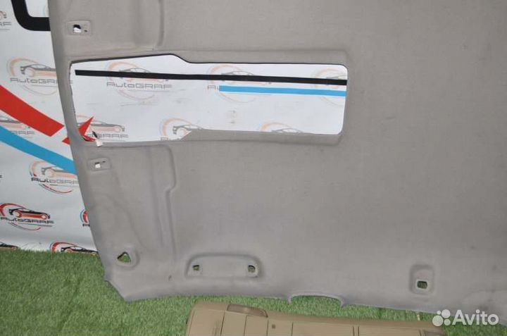 Обшивка потолка Toyota Tundra 3UR-FBE 2009