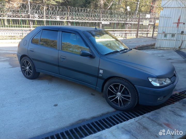 Peugeot 306 2.0 AT, 1999, 200 000 км