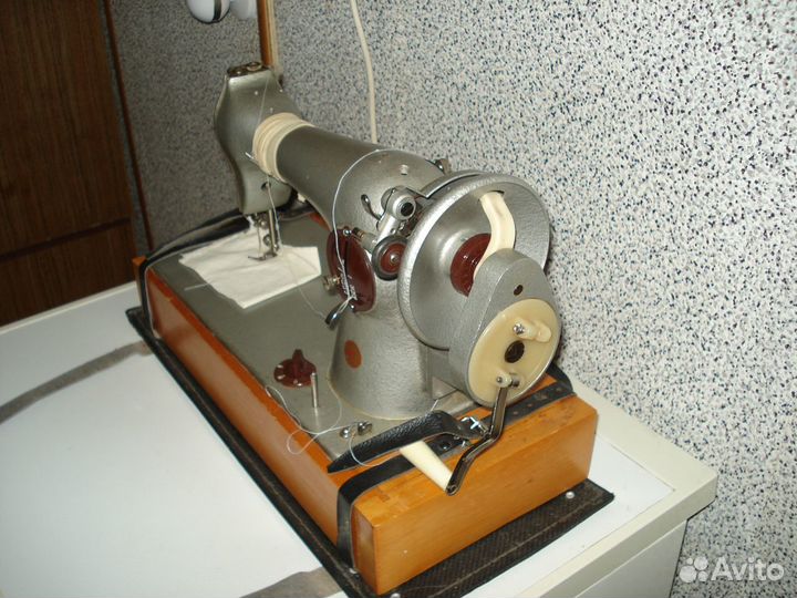 Швейная машина. Подольская
