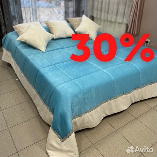 Покрывало для спальни «Бирюза / молоко»