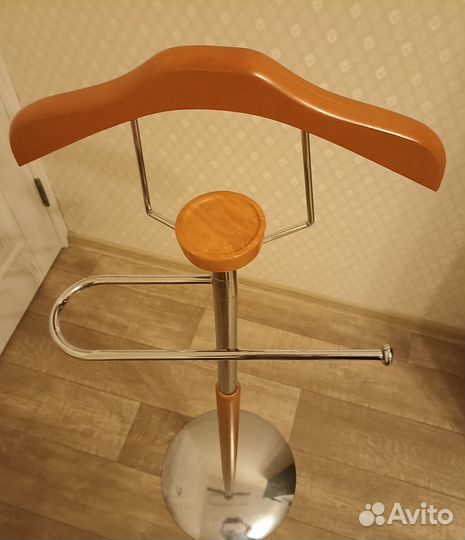 Вешалка для одежды