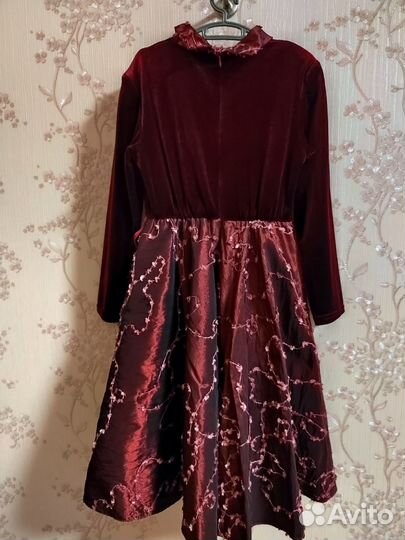 Праздничное платьедоя девочки р 122