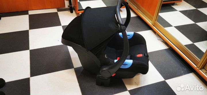 Коляска 3 в 1