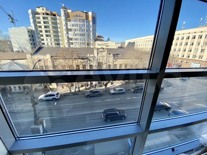 Торговое помещение в ТЦ в центре города, 44.2 м²