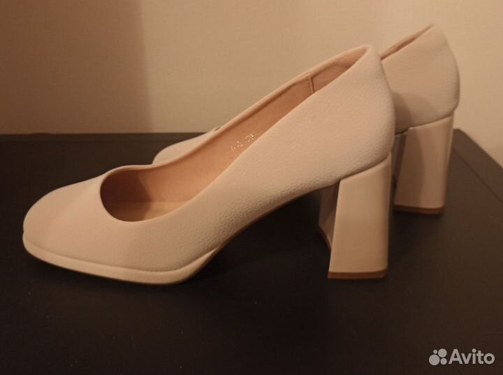 Туфли женские 39 размер