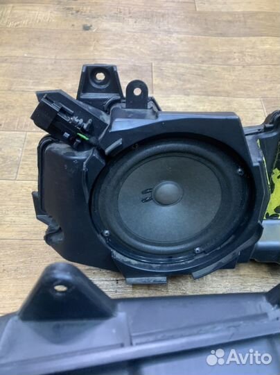 Динамики Audi A6 C6 передние