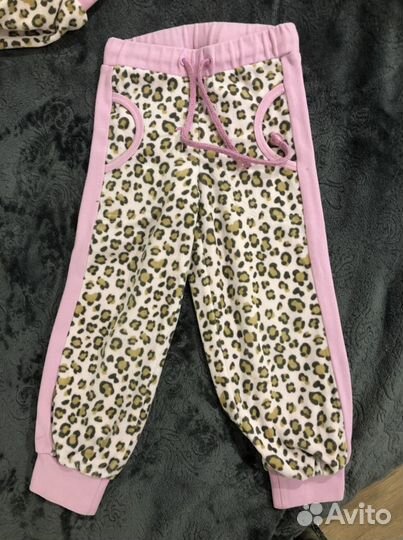 Спортивный костюм для девочки на 2 года