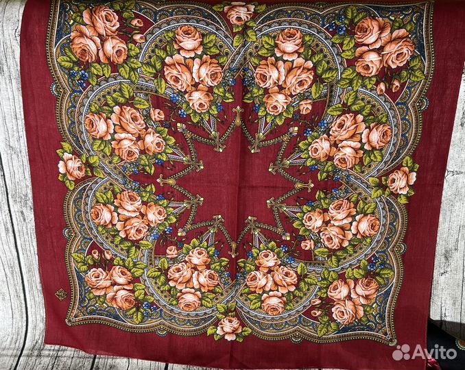 Платок павловопосадский