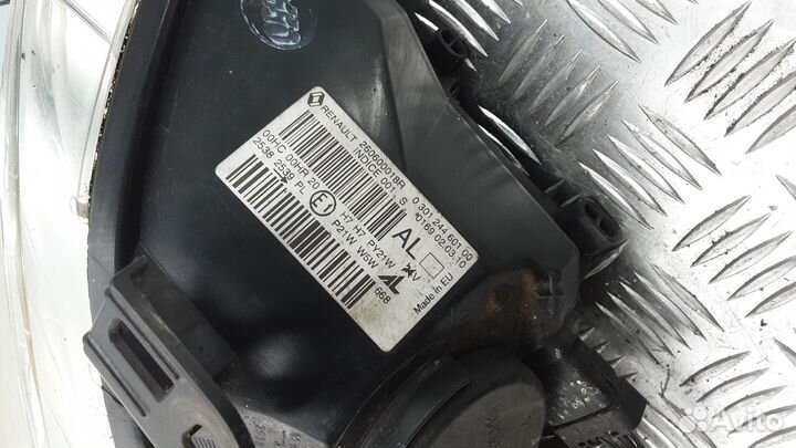 Фара Renault Megane 3 (2009-2016)