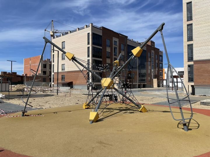 3-к. квартира, 98,9 м², 2/4 эт.