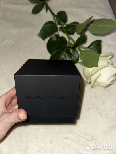 Часы наручные женские