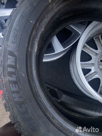 Michelin X-Ice North 4 205/55 R16