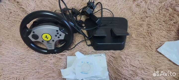 Игровая приставка(для гоночек)
