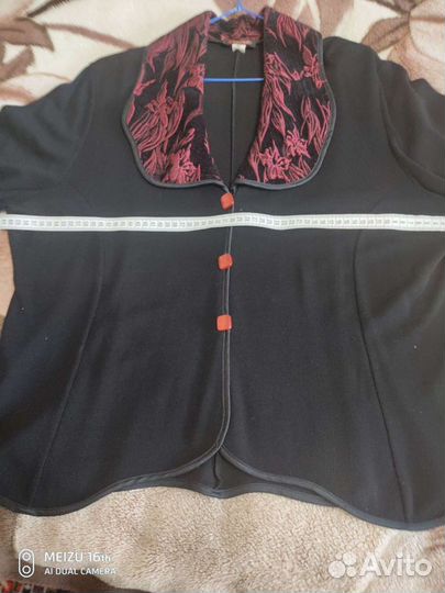 Костюм женский 56