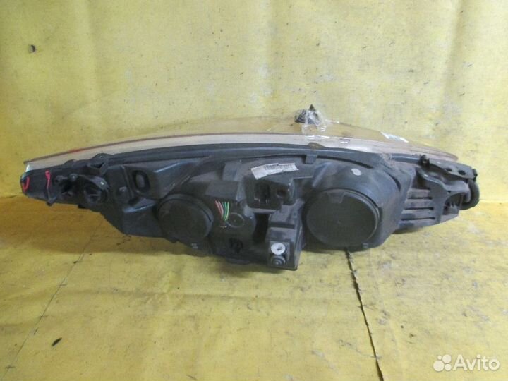 Фара левая Peugeot 308 VF34
