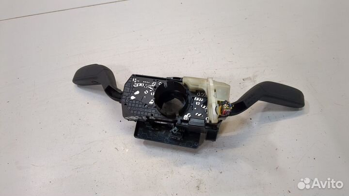 Переключатель поворотов и дворников Skoda Fabia, 2010