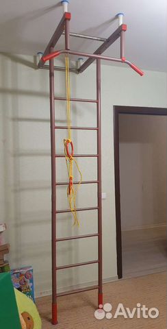 Шведская стенка с турником