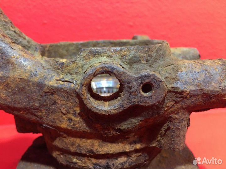 Кулак передний правый Kia Ceed ED G4FC 1.6 2009