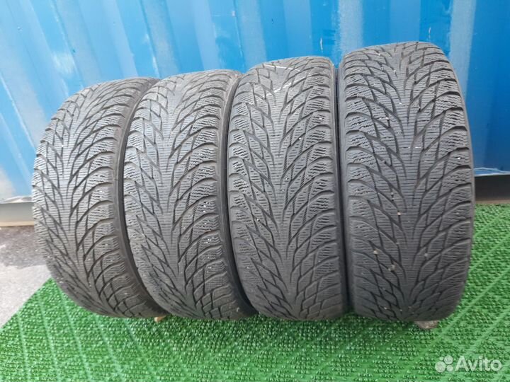 Nokian Tyres Hakkapeliitta R2 205/55 R16 104R