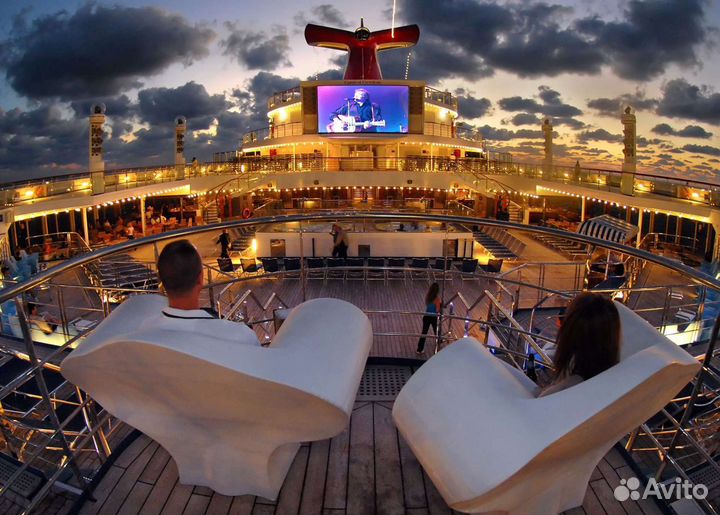 Морской Круиз на лайнере на нг в Дубаи