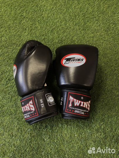 Боксерские перчатки