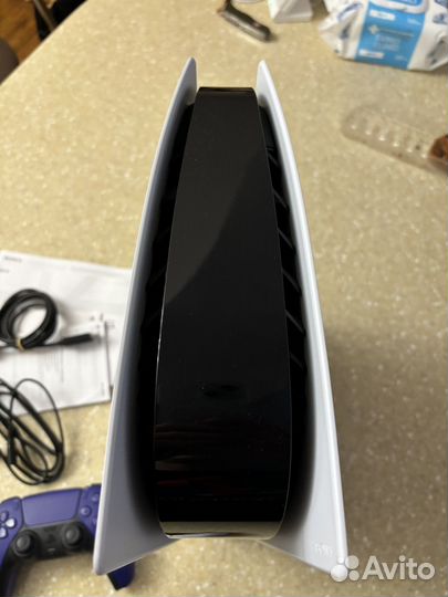 Sony playstation 5 ps5 с дисководом 2 джойстика