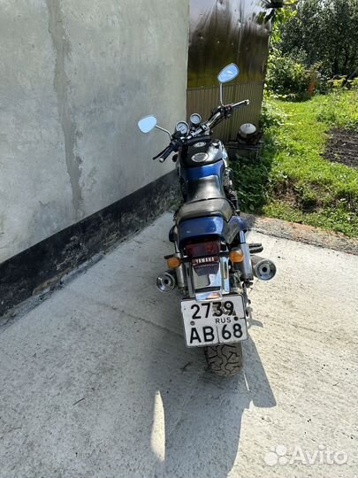 Yamaha FZX750
