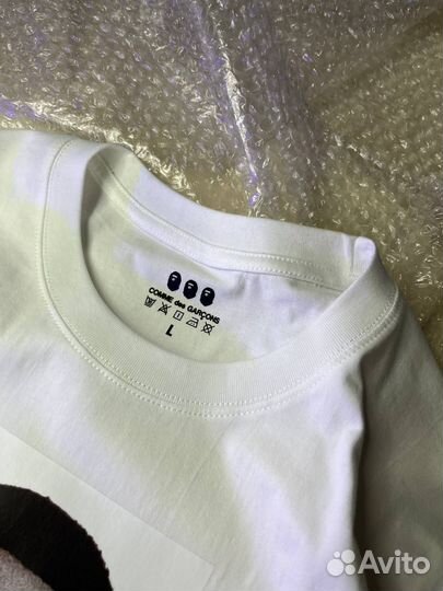 Футболка comme des garcons