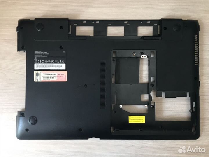 Поддон, нижний корпус для Samsung NP305E7A