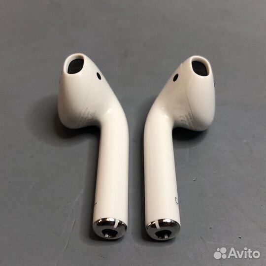 Беспроводные наушники Apple AirPods 2