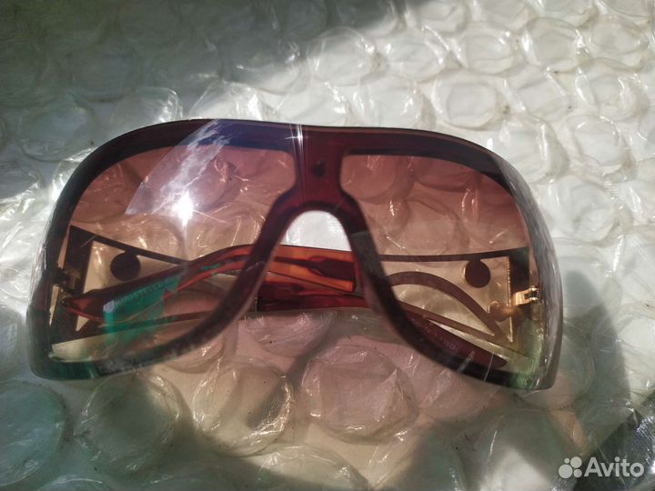 Солнцезащитные очки