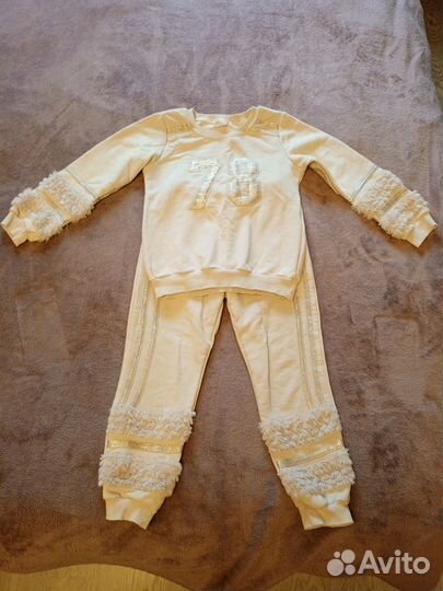 Спортивный костюм для девочки