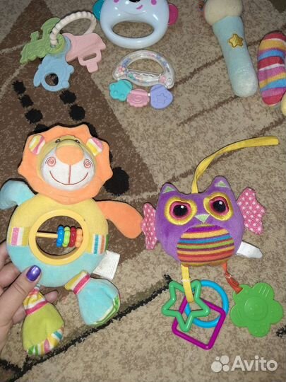Игрушки развивашки, погремушки