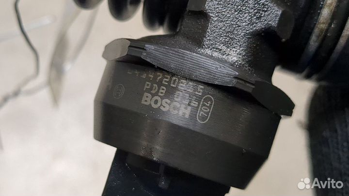 Форсунка топливная Volkswagen Touran, 2007