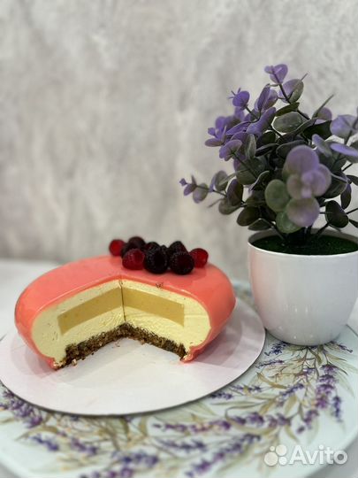 Муссовые торты, чизкейки, бенто торты, капкейки