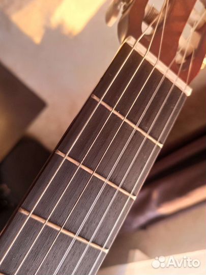 Гитара Yamaha C40