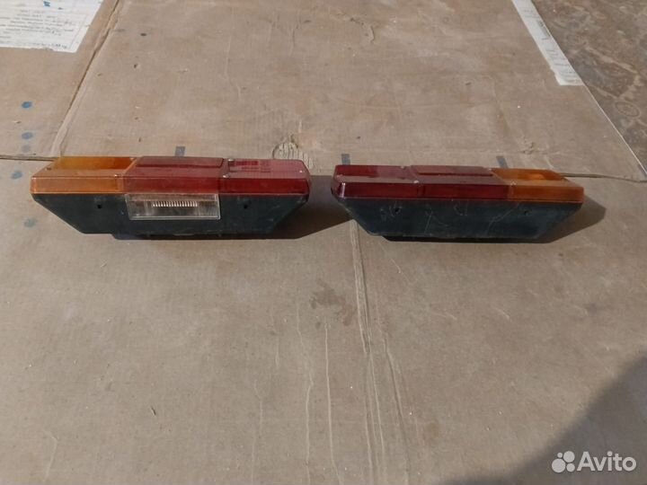 Комплект задних фонарей камаз