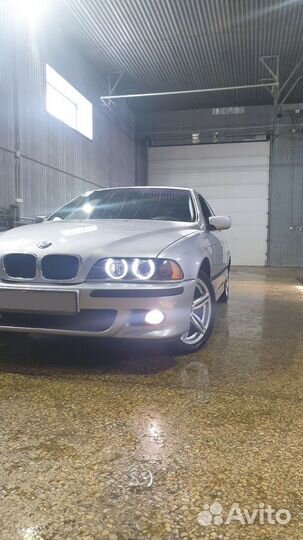 BMW 5 серия 2.2 МТ, 2001, 272 381 км
