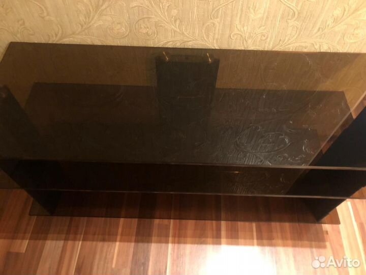 Стеклянная тумба/стол для телевизора