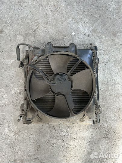 Запчасти на honda HR-V