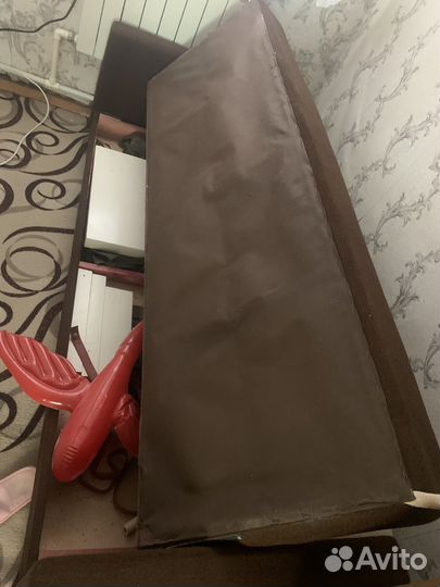 Продаю диван