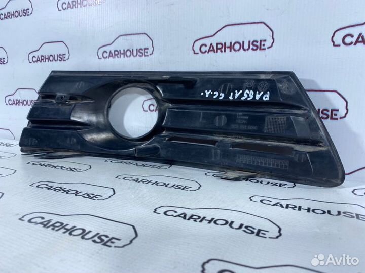 Решётка в бампер передняя левая Volkswagen Passat