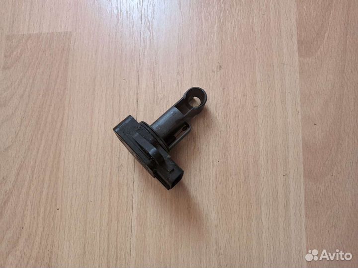 Датчик расхода воздуха Toyota